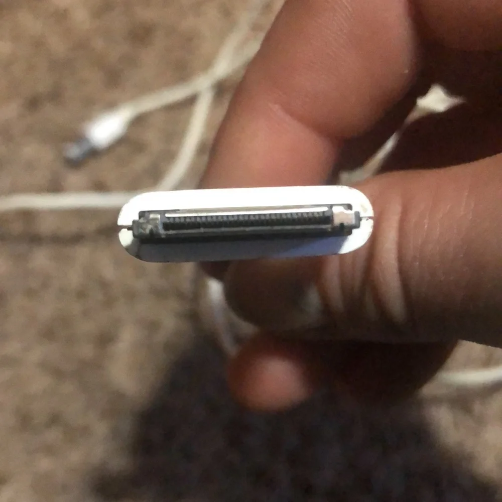 Apple White 30-pin to USB Charging Cable
